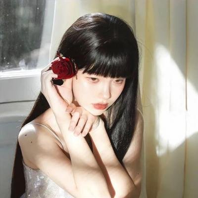 绿草如阴